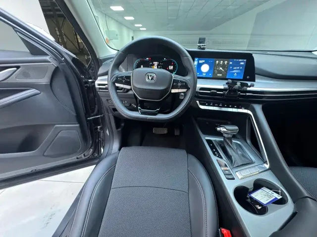 Changan CS35 Plus — Фото автомобиля 14