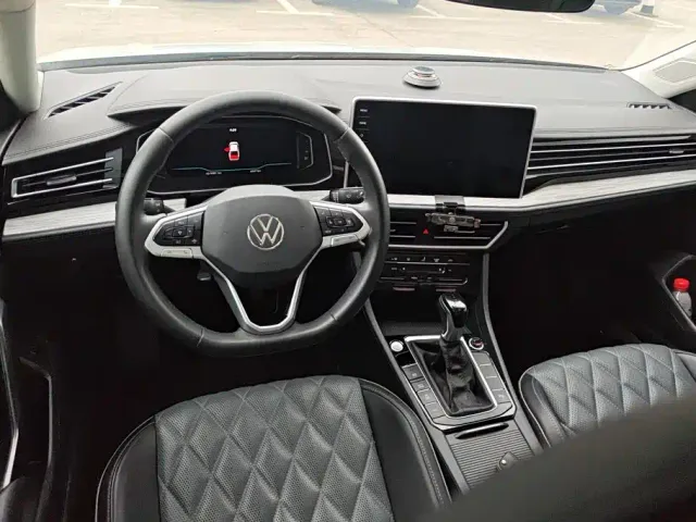 Volkswagen Sagitar — Фото автомобиля 12