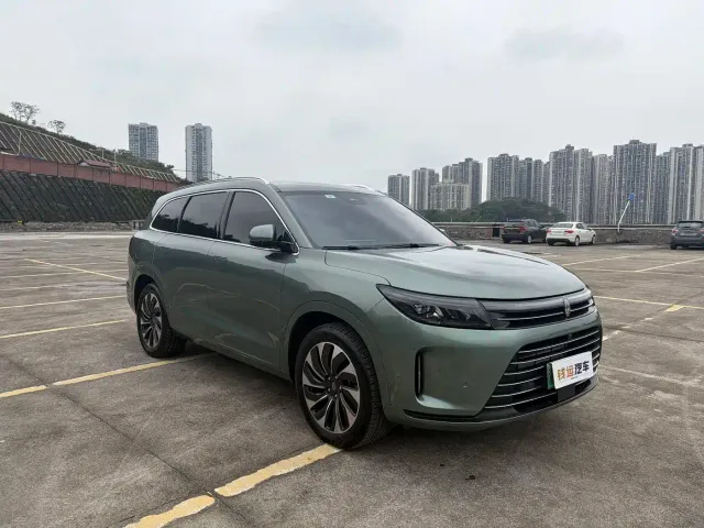 Aito M7 — Фото автомобиля 2