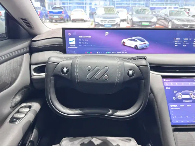IM Motors L6 — Фото автомобиля 7