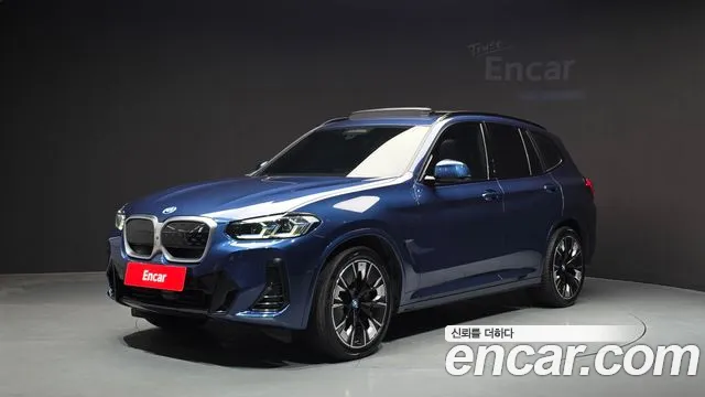 Фотография автомобиля — BMW iX3 G08 (2020–2024)