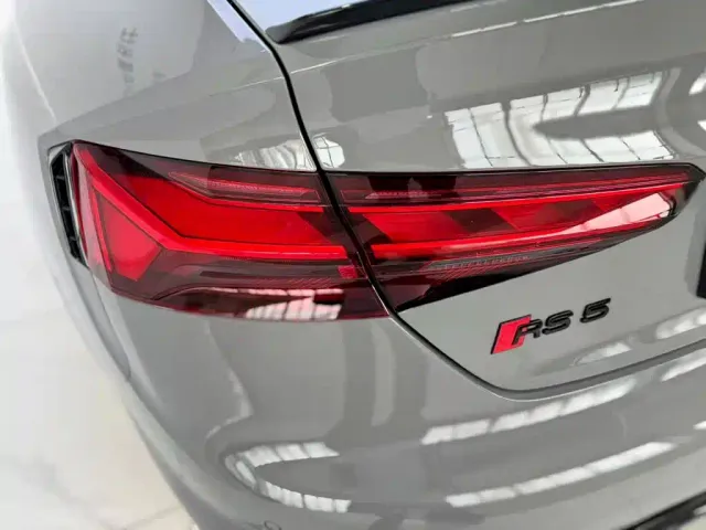 Audi RS 5 — Фото автомобиля 11