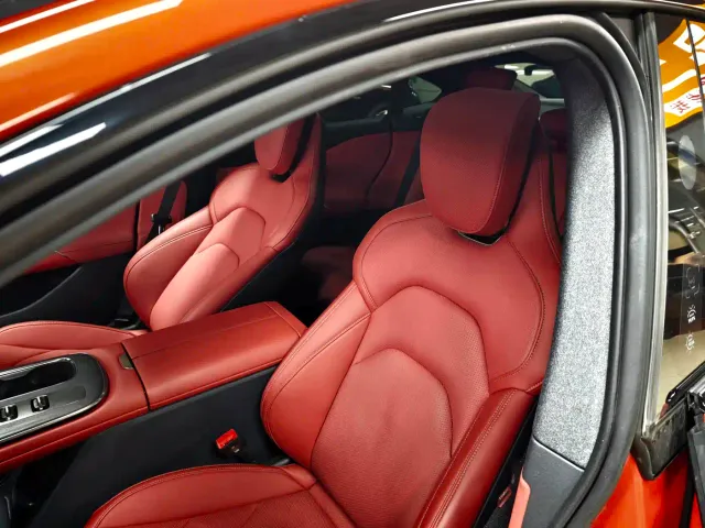 Xiaomi SU7 — Фото автомобиля 8