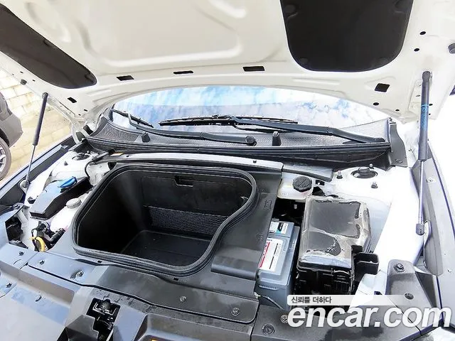 Hyundai Ioniq 6 — Фото автомобиля 19