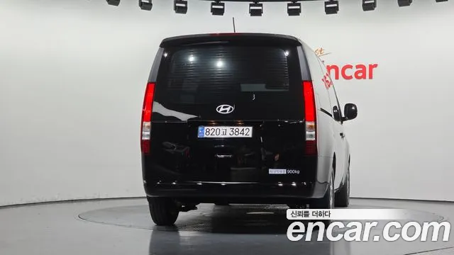 Hyundai Staria Staria — Фото автомобиля 4