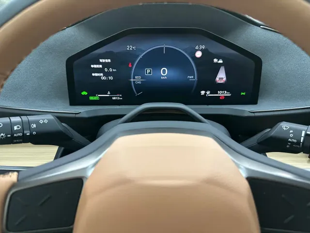 Lexus ES — Фото автомобиля 11