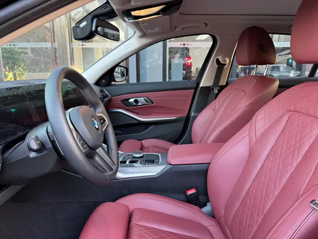 BMW 3 Series — Фото автомобиля 5
