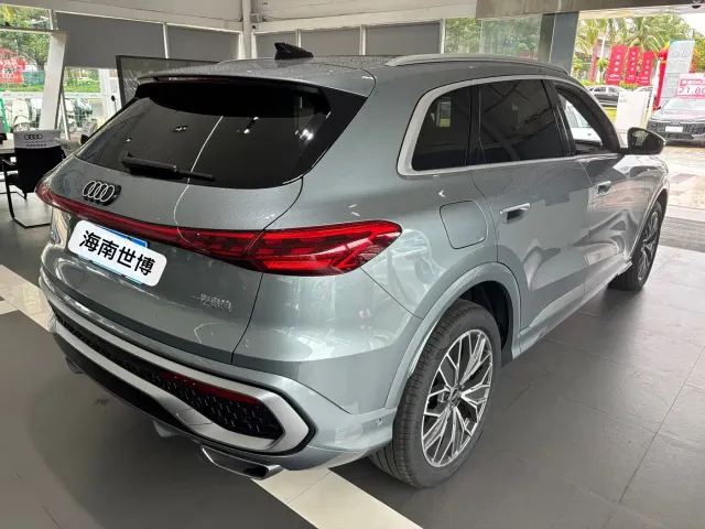 Audi Q5L — Фото автомобиля 4