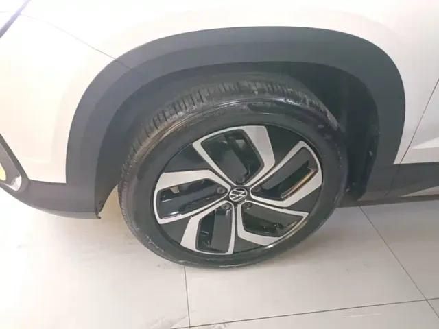 Volkswagen Tharu — Фото автомобиля 22