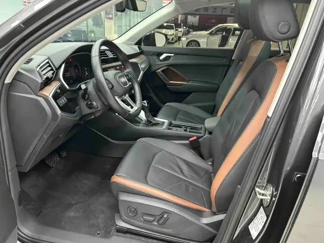 Audi Q3 — Фото автомобиля 16