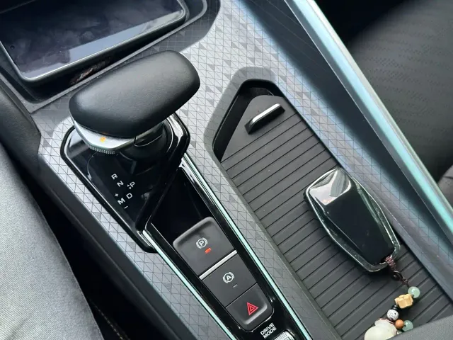 Geely Xingrui — Фото автомобиля 13