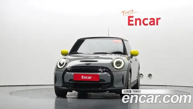 MINI Cooper Cooper Electric — Фото автомобиля 3