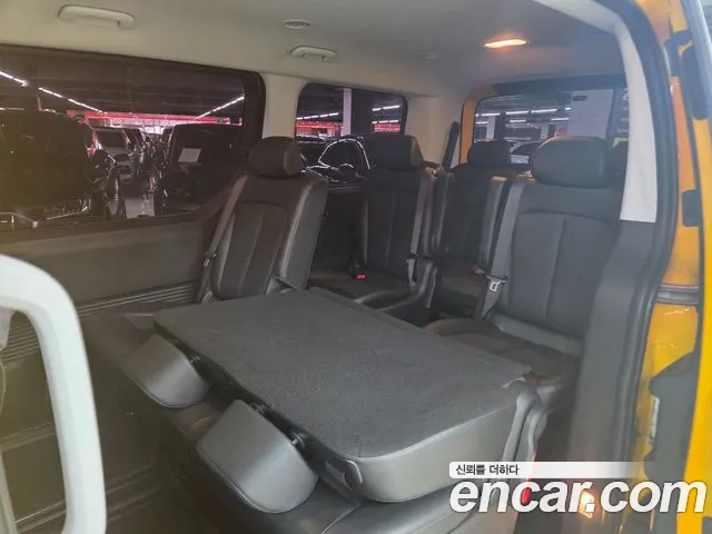Hyundai Staria Staria Tourer 11 мест — Фото автомобиля 7