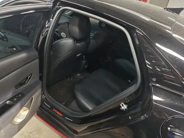 Hyundai Elantra N — Фото автомобиля 5