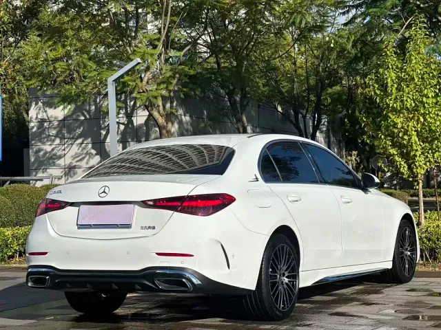 Mercedes-Benz C-Class — Фото автомобиля 4
