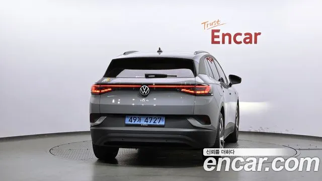 Volkswagen ID.4 — Фото автомобиля 4