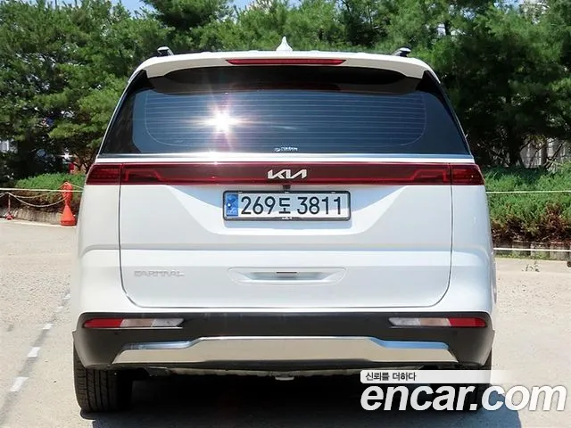 Kia Canival Carnival 4 поколение Дизель 9 мест Signature — Фото автомобиля 4