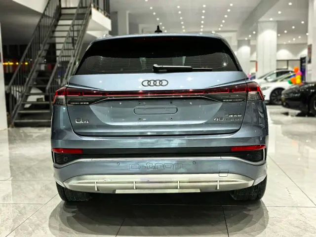 Audi Q4 e-tron — Фото автомобиля 5