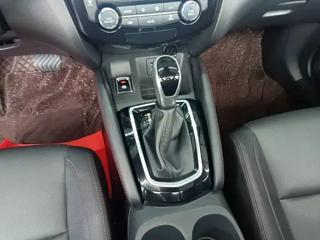 Nissan Qashqai 2022 2.0L CVT XV Prem Luxury Edition — Фото автомобиля 13