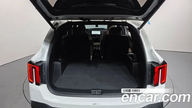 Kia Sorento Новый Sorento 4 поколение Бензин 2.5T 2WD — Фото автомобиля 19