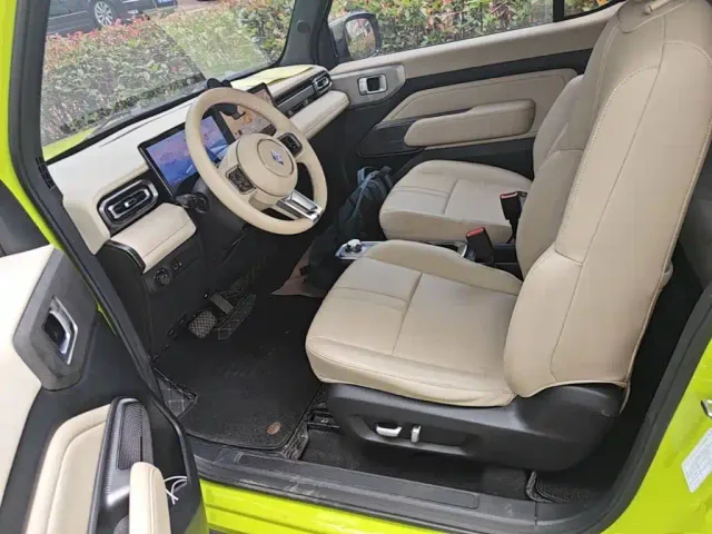 Baojun Yep — Фото автомобиля 10