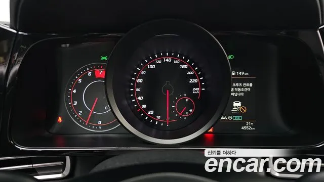 Hyundai AVANTE Avante (CN7) — Фото автомобиля 8