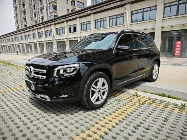 Mercedes-Benz GLB-Class — Фото автомобиля 2