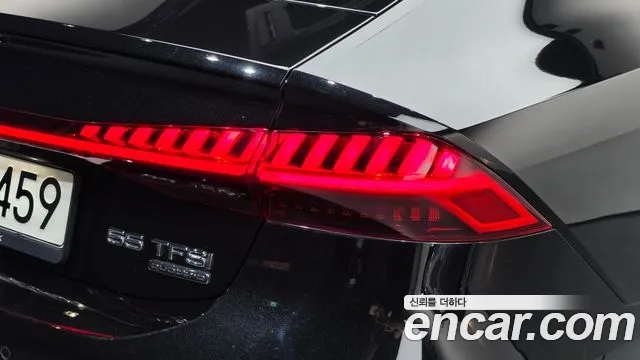 Audi A7 4K — Фото автомобиля 8