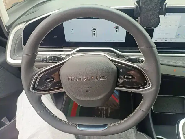 Maxus Dajia 9 — Фото автомобиля 10