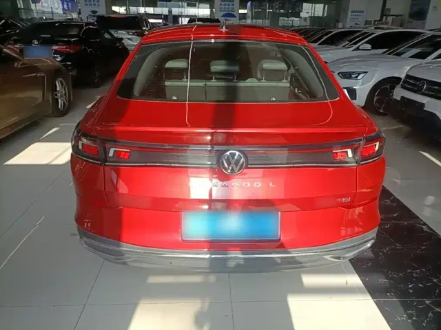 Volkswagen Lamando — Фото автомобиля 3
