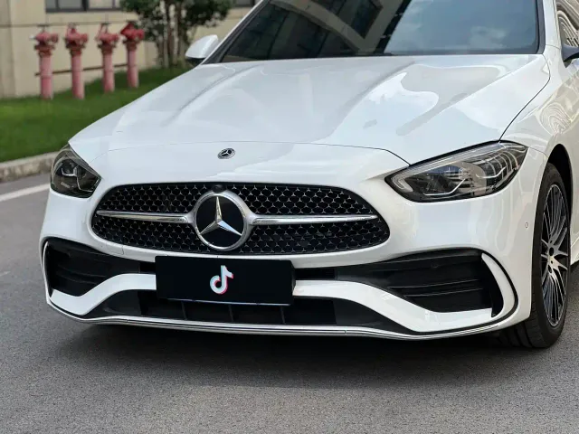 Mercedes-Benz C-Class — Фото автомобиля 16
