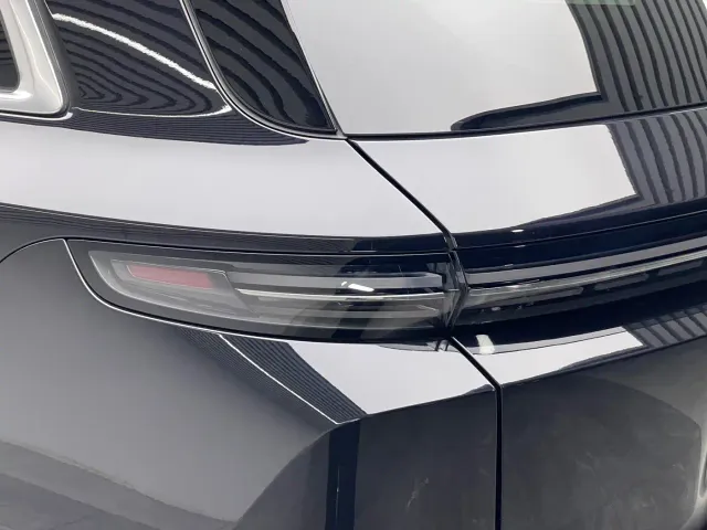Li Auto L7 — Фото автомобиля 20