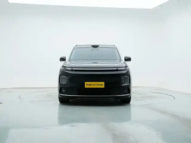 Leapmotor D Series — Фото автомобиля 2