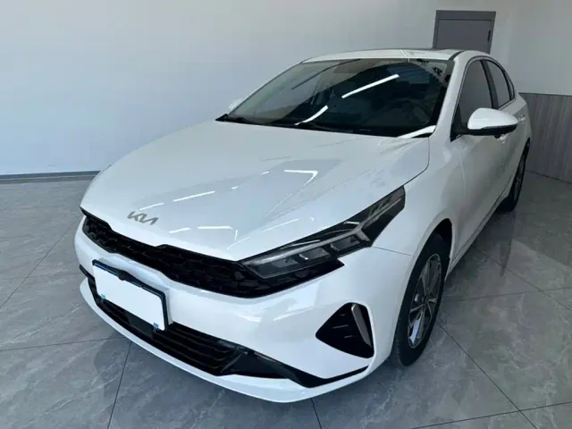 Фотография автомобиля — Kia K3