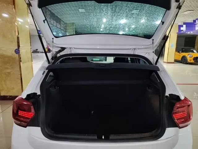Volkswagen Polo 2023 Plus 1.5L Automatic Panorama Enjoyment Edition — Фото автомобиля 18