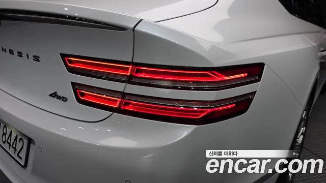 Genesis G80 RG3 — Фото автомобиля 8