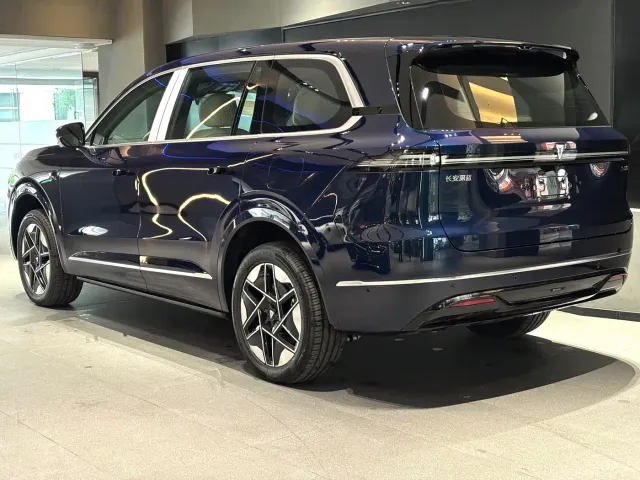Deepal Deep Blue S09 — Фото автомобиля 5