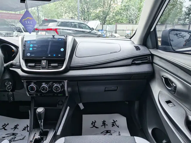 Toyota YARiS L Zhi Xuan — Фото автомобиля 6