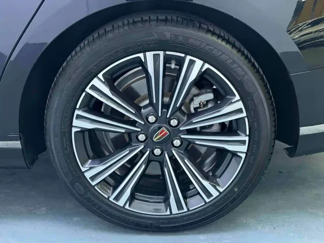 Hongqi H9 — Фото автомобиля 4