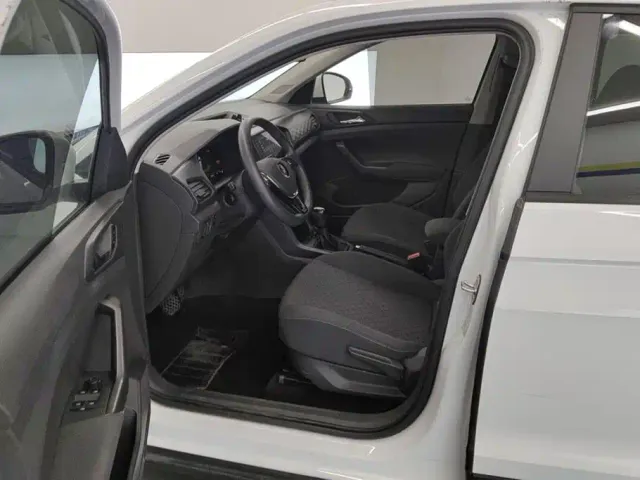 Volkswagen T-Cross — Фото автомобиля 9