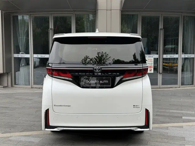 Toyota Vellfire — Фото автомобиля 7