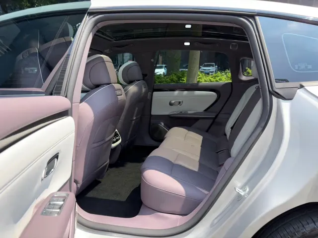 Changan Qiyuan A06 — Фото автомобиля 9