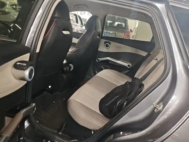 BYD Yuan PLUS — Фото автомобиля 16