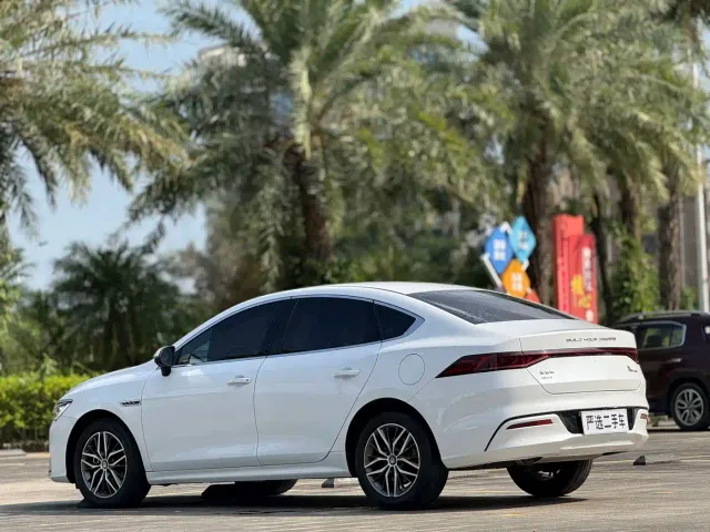 BYD Qin PLUS — Фото автомобиля 7