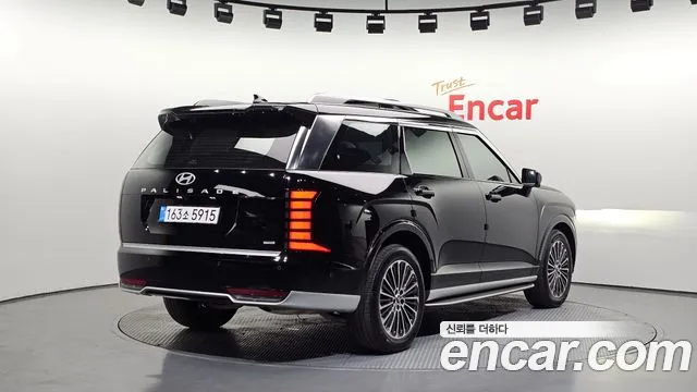 Hyundai Palisade Palisade (LX3) Бензин 2.5T 4WD 7 мест — Фото автомобиля 2
