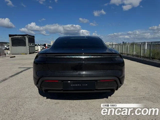 Porsche Taycan Taycan Khan — Фото автомобиля 15