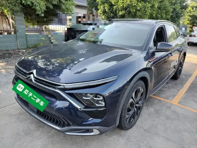 Фотография автомобиля — Citroen C5 X