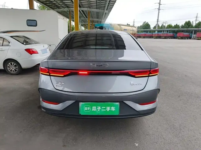 BYD Qin PLUS — Фото автомобиля 5