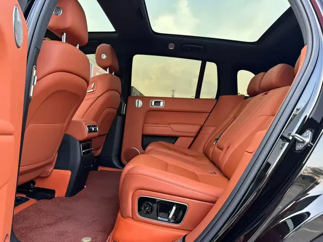 Li Auto L7 — Фото автомобиля 5