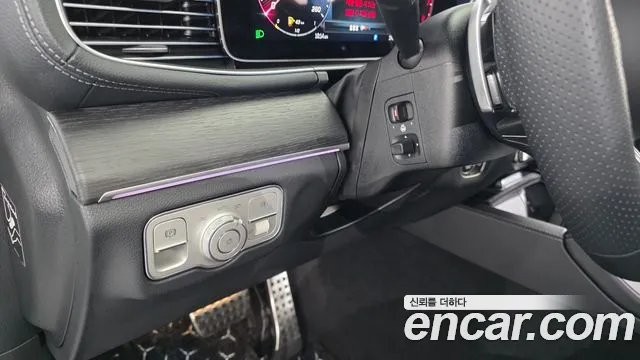 Mercedes-Benz GLE-Class — Фото автомобиля 22
